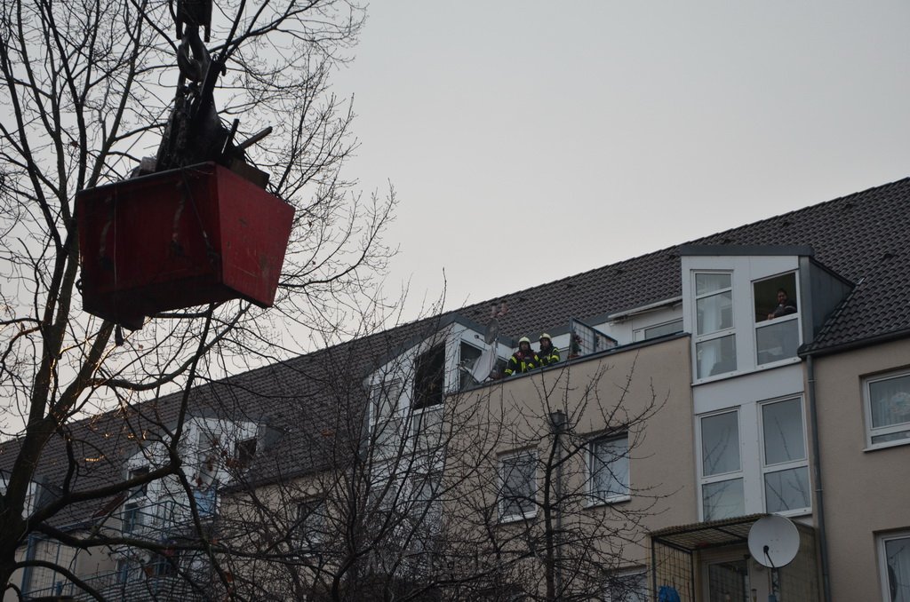 Feuer 2 Dachwohnung Koeln Severinswall Bayenstr P196.JPG